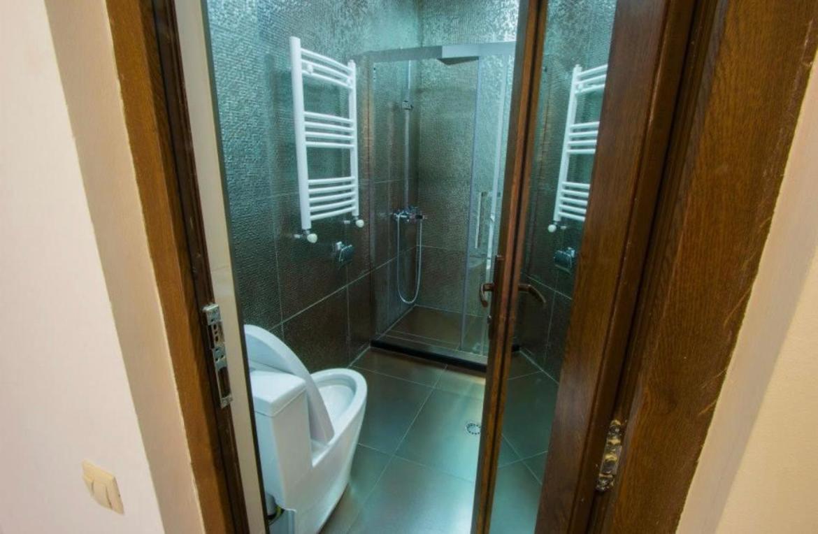 Red House Hotel Бакуриани Екстериор снимка